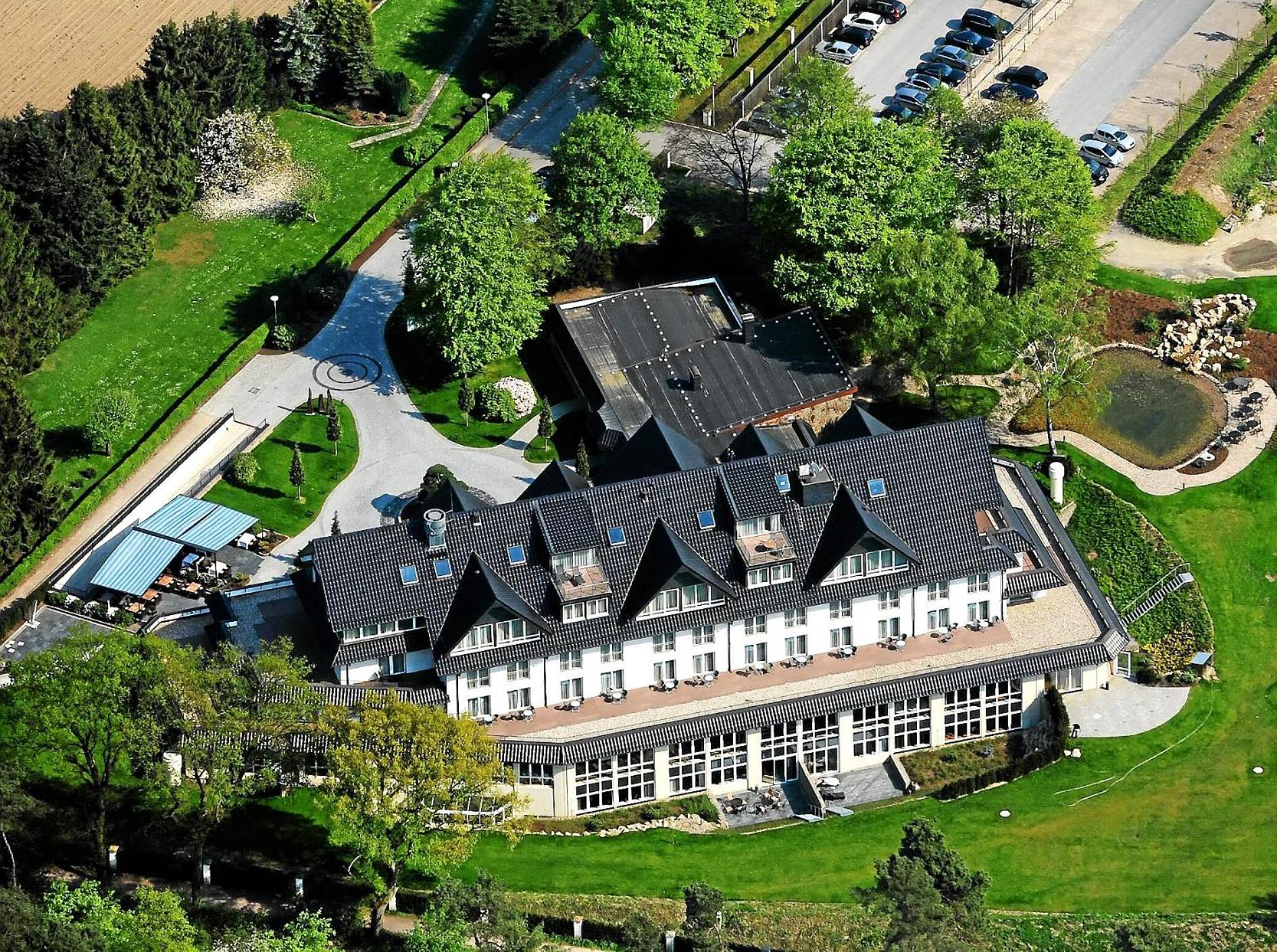 L'arrivee & Hotel 4*